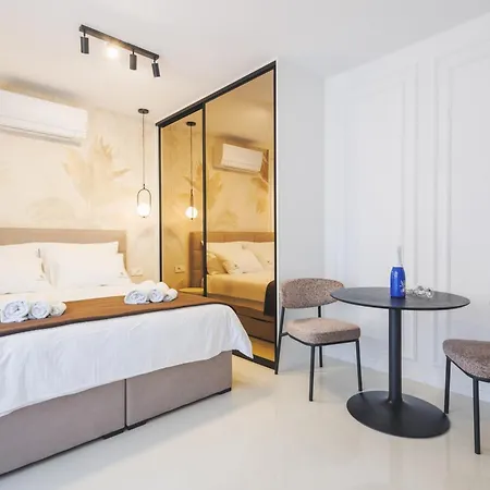 Maritea Apartment *