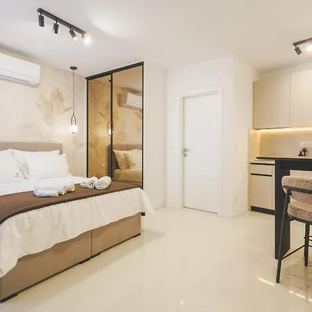 Maritea Apartment