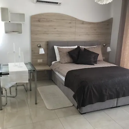 Maritea Apartment *