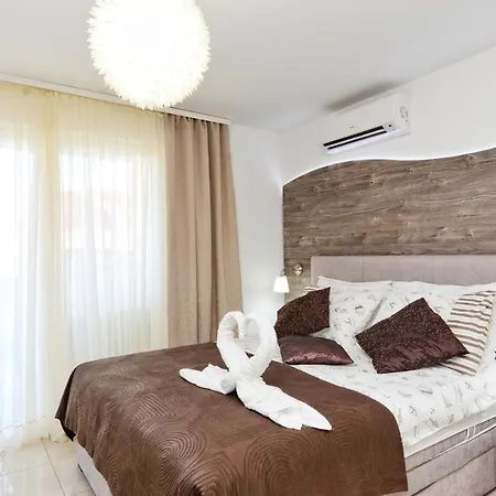 Maritea Apartman *