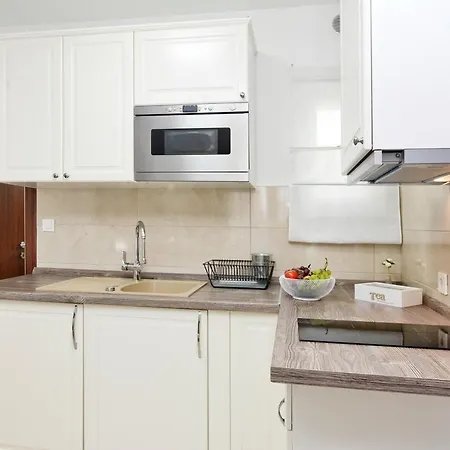 Maritea Apartman *